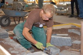 Bau der Trockenmauer